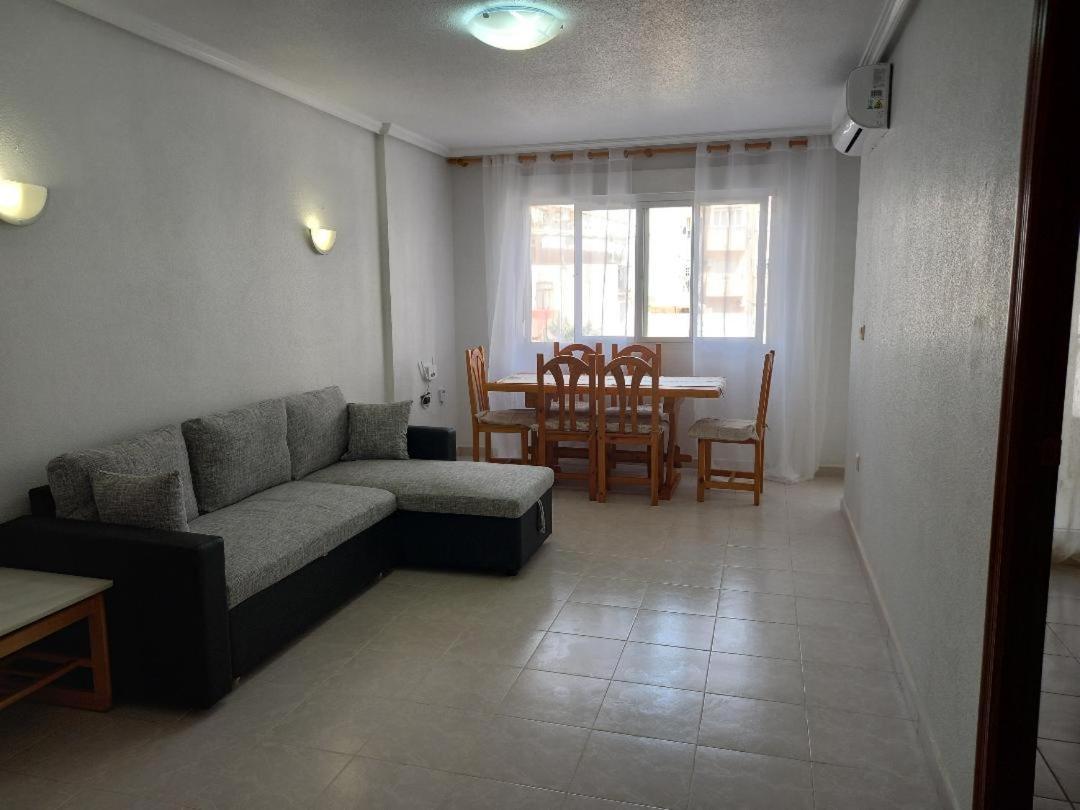 Policarpo-Centro Apartment Torrevieja Luaran gambar